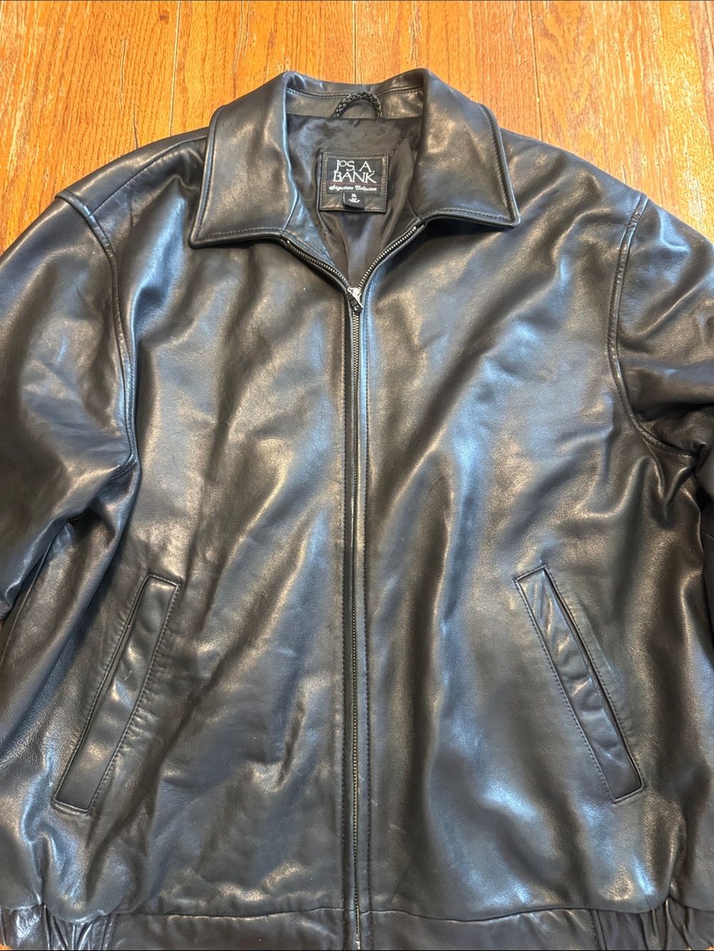 Jos. A. Bank Men's Black Leather Bomber Jacket - XL
